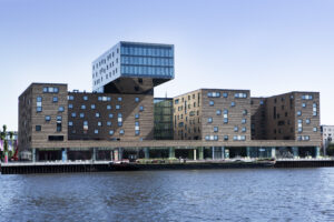 Retreat Yourself - Feel it. Face it. Do it: FEARLESS.